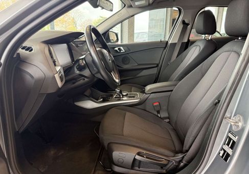 BMW 118, 2023
