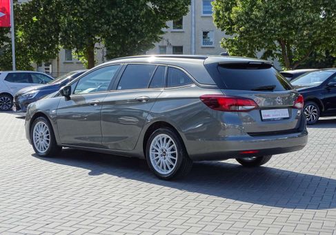 Opel Astra, 2021