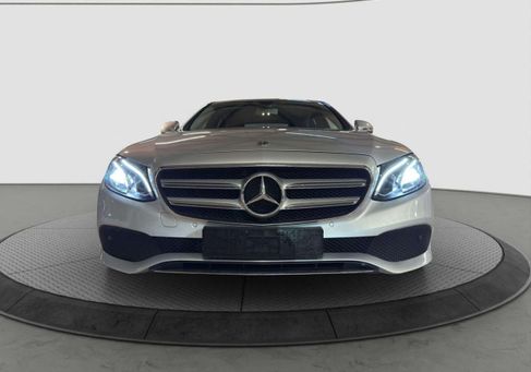 Mercedes-Benz E 200, 2018