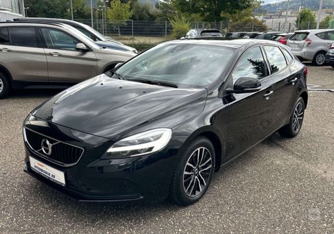 Volvo V40, 2019