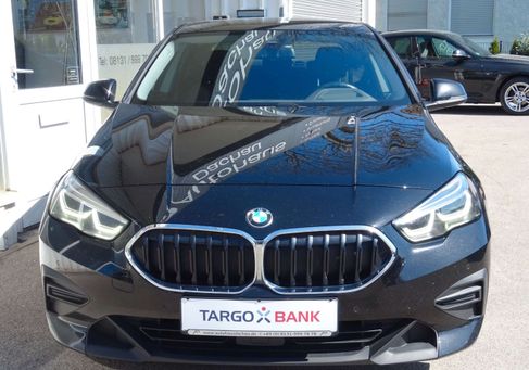 BMW 218, 2023 2