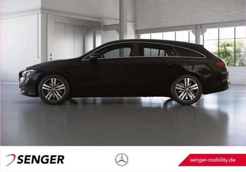 Mercedes-Benz CLA 250, 2022