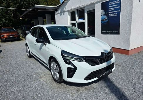 Renault Clio, 2024