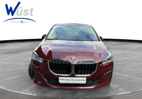 BMW 216, 2024 2