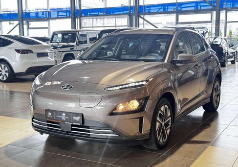 Hyundai Kona, 2023 3