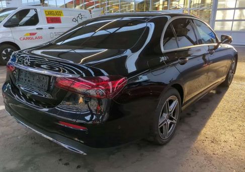 Mercedes-Benz E 300, 2021