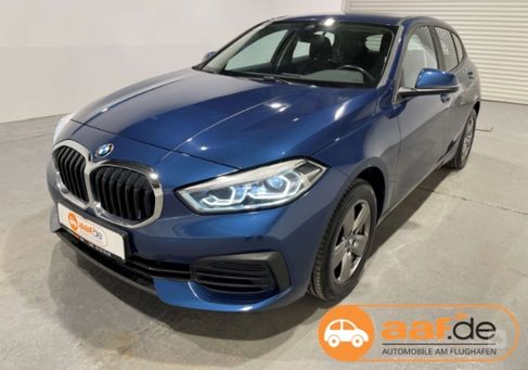 BMW 118, 2022