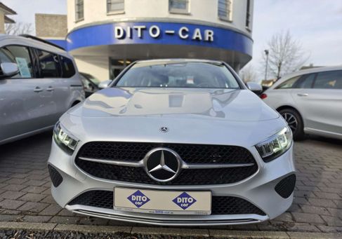 Mercedes-Benz A 200, 2023