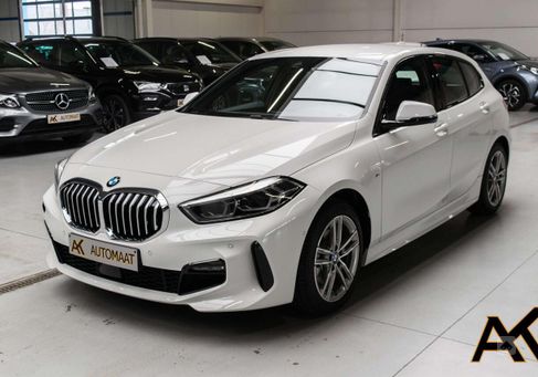 BMW 1 Serija, 2022