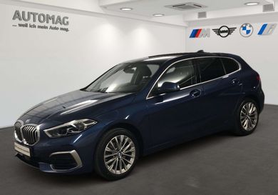 BMW 118, 2022