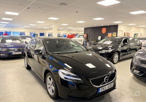 Volvo V40, 2018