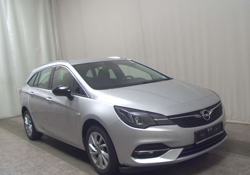 Opel Astra, 2021