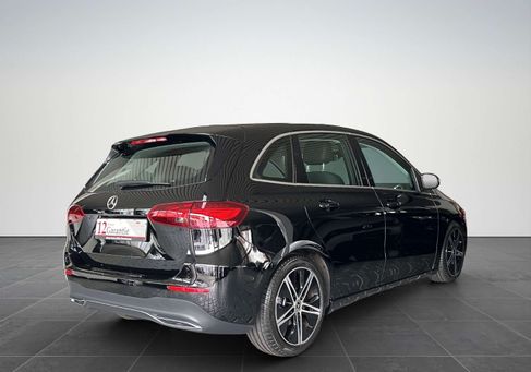 Mercedes-Benz B 200, 2023