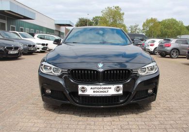 BMW 330, 2018