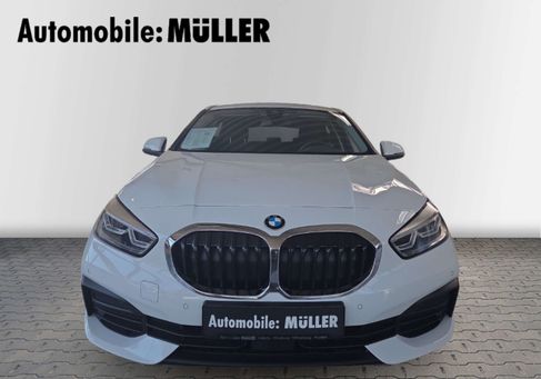 BMW 118, 2023