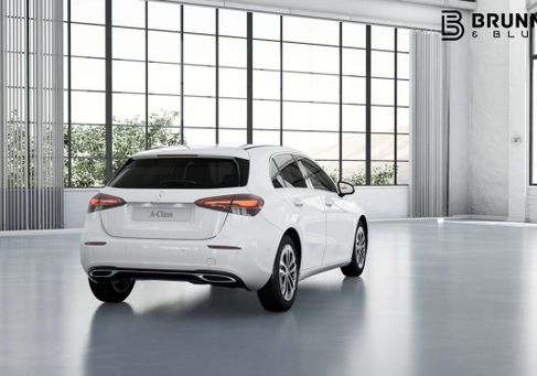 Mercedes-Benz A 180, 2025 3