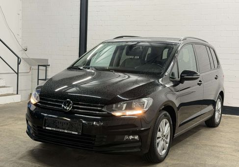 Volkswagen Touran, 2022 3