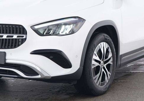 Mercedes-Benz GLA 180, 2024