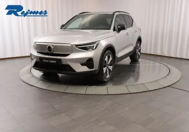Volvo XC40, 2023