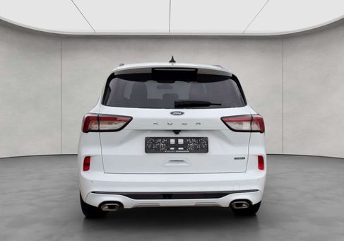Ford Kuga, 2022
