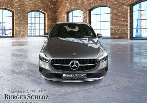 Mercedes-Benz B 180, 2025