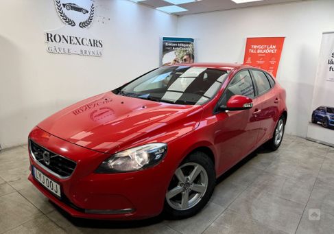 Volvo V40, 2014