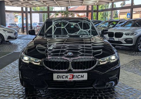 BMW 320, 2021