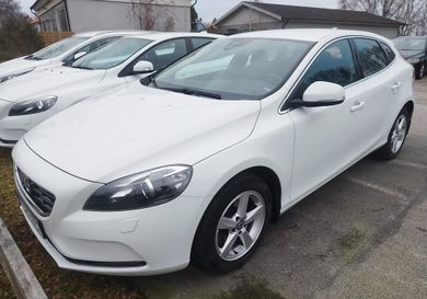 Volvo V40, 2016