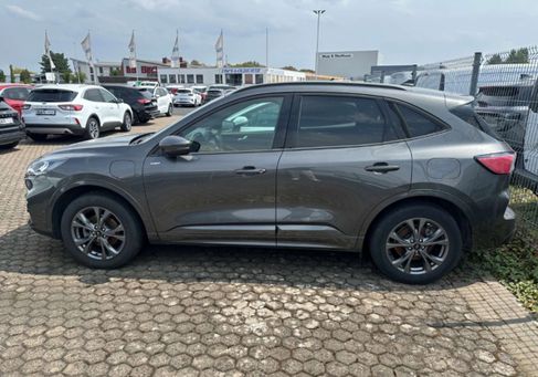 Ford Kuga, 2022