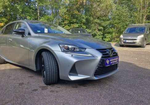 Lexus IS 300, 2019 2
