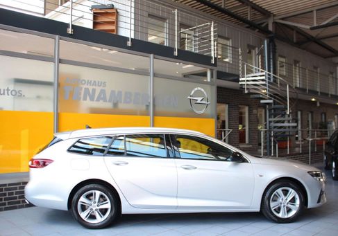 Opel Insignia, 2022 3