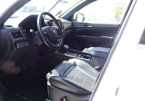 Ssangyong REXTON, 2019 3