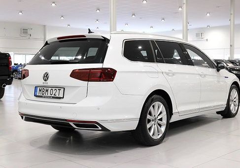 Volkswagen Passat Variant, 2021