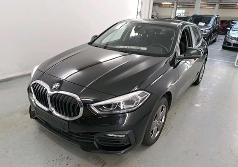 BMW 1 Serija, 2021