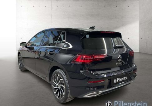 Volkswagen Golf, 2024 3