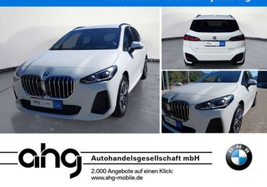 BMW 220, 2025