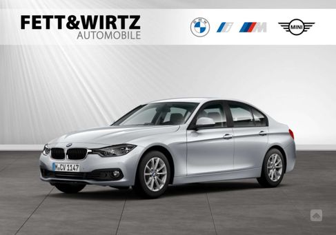 BMW 318, 2018