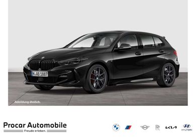 BMW 118, 2023