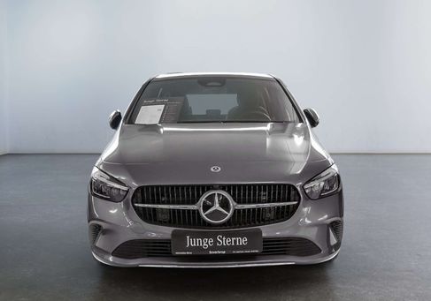 Mercedes-Benz B 200, 2024