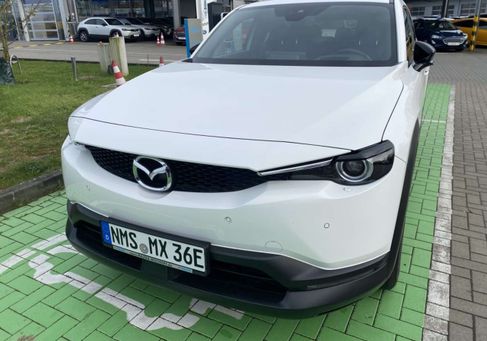 Mazda MX-30, 2021 3