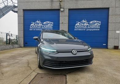 Volkswagen Golf, 2023