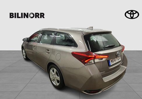 Toyota Auris Touring Sports, 2016