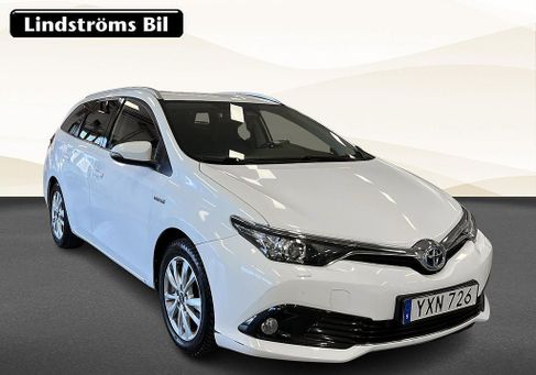 Toyota Auris Touring Sports, 2017