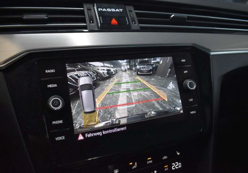 Volkswagen Passat Variant, 2023 3