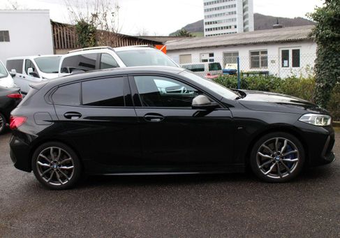 BMW 135, 2022