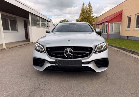 Mercedes-Benz E 400, 2018 2