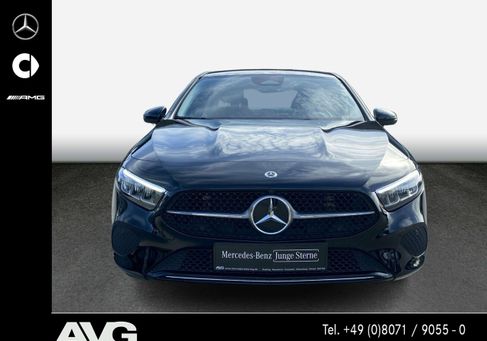 Mercedes-Benz A 200, 2025