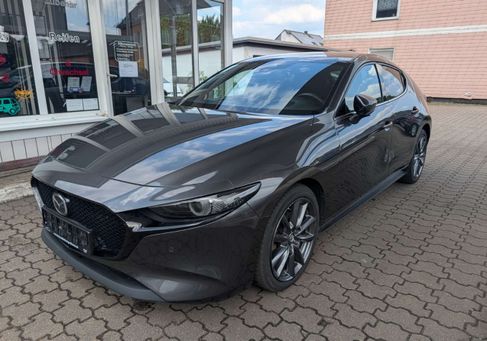 Mazda 3, 2021