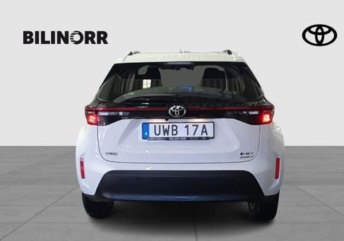 Toyota Yaris Cross, 2025