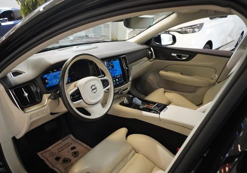 Volvo V60, 2024